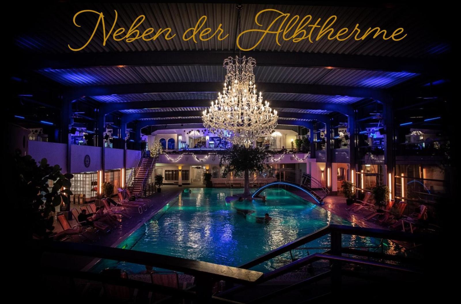 Erholungs- Apartment Am Kurpark & Therme バート・ウーラッハ エクステリア 写真